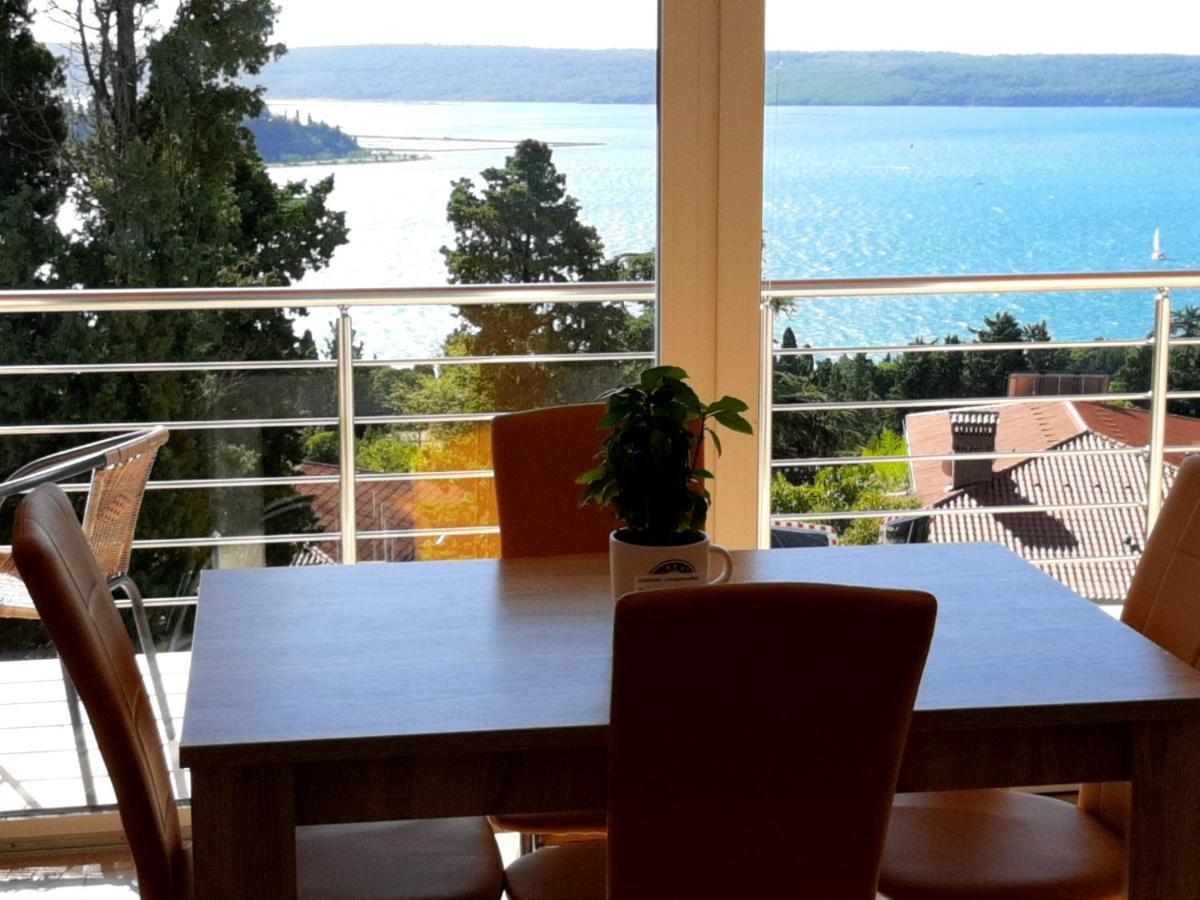 Red Rose Apartment Portorož Eksteriør billede